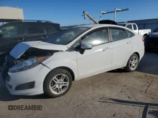 2019 Ford Fiesta SE with VIN 3FADP4BJ3KM132377, listed as a Copart auction lot 89358005 with 40,042 mi miles and Salvage Title. Bid and sale history available at carsss.com. Image 1.