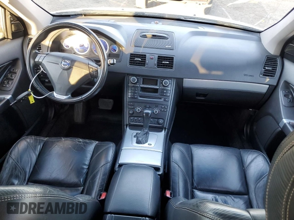 2013 Volvo XC90 R-Design with VIN YV4952CF7D1636660, listed as a Copart auction lot 76814054 with 142,928 mi miles and Clean Title. Bid and sale history available at DreamBid. Image 8.