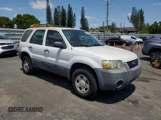 2007 Ford Escape XLS с VIN 1FMYU02Z27KB60555, выставлен на аукционе Copart как лот 55585895 с пробегом Не указан миль и Чистый • Clean title. История ставок и продаж доступна на DreamBid. Изображение 4.