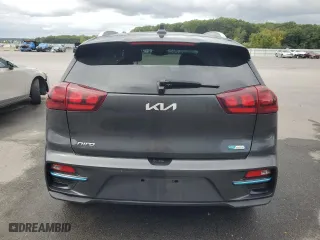 2022 Kia Niro EV S with VIN KNDCC3LG9N5160323, listed as a Copart auction lot 72900504 with 67,452 mi miles and Clean Title. Bid and sale history available at carsss.com. Image 6.