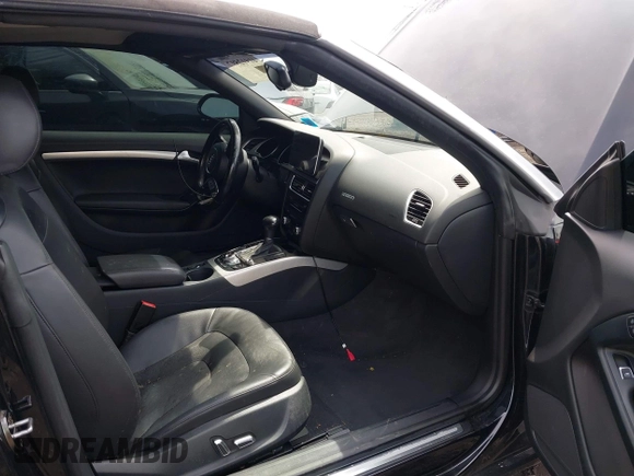 2013 Audi A5 Premium Plus with VIN WAULFAFH8DN015687, listed as a IAAI auction lot 41912597 with 114,218 mi miles. Bid and sale history available at carsss.com. Image 5.
