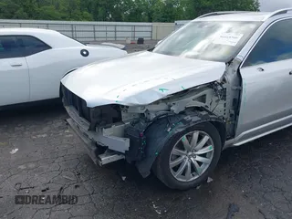 2018 Volvo XC90 Momentum z VIN YV4A22PK1J1326237, wystawiony jako IAAI lot #42224960 z przebiegiem 126 153 mil mil oraz . Historia ofert i sprzedaży dostępna na DreamBid. Obrazek 6.