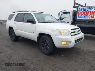 2004 Toyota 4Runner SR5 with VIN JTEBU14R840026763, listed as a IAAI auction lot 42186128 with 204,653 mi miles and . Bid and sale history available at DreamBid. Image 1.