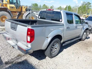 2017 Nissan Frontier SV with VIN 1N6AD0ER8HN751858, listed as a IAAI auction lot 41877256 with 84,007 mi miles and . Bid and sale history available at DreamBid. Image 4.