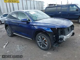 2024 Audi Q5 S line Premium Plus with VIN WA1EAAFY2R2018050, listed as a IAAI auction lot 41887903 with 15,685 mi miles. Bid and sale history available at carsss.com. Image 1.