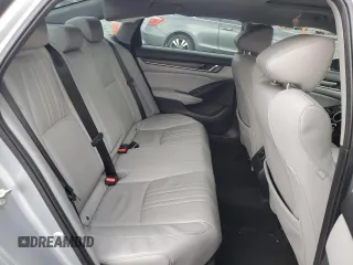 2018 Honda Accord Touring z VIN 1HGCV3F95JA008081, wystawiony jako Copart lot #49381315 z przebiegiem 75 219 mil mil oraz Szkoda całkowita • Salvage title. Historia ofert i sprzedaży dostępna na DreamBid. Obrazek 10.