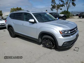 2018 Volkswagen Atlas SE z VIN 1V2LR2CAXJC560772, wystawiony jako Copart lot #53544725 z przebiegiem 70 282 mil mil oraz Szkoda całkowita • Salvage title. Historia ofert i sprzedaży dostępna na DreamBid. Obrazek 4.