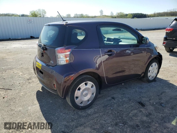 2012 Scion iQ z VIN JTNJJXB02CJ015858, wystawiony jako Copart lot #55963055 z przebiegiem 37 122 mil mil oraz Nie do naprawy • Non repairable. Historia ofert i sprzedaży dostępna na DreamBid. Obrazek 3.