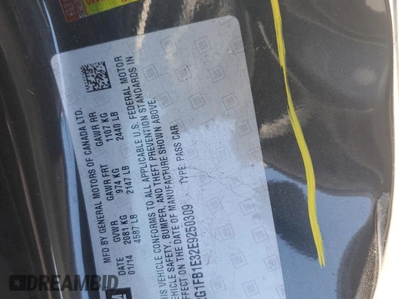 2014 Chevrolet Camaro LT z VIN 2G1FB1E32E9250309, wystawiony jako Copart lot #62148335 z przebiegiem 92 544 mil mil oraz Szkoda całkowita • Salvage title. Historia ofert i sprzedaży dostępna na DreamBid. Obrazek 12.