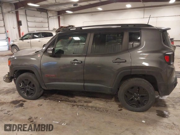 2018 Jeep Renegade Trailhawk with VIN ZACCJBCB0JPJ03169, listed as a IAAI auction lot 41318062 with 56,188 mi miles. Bid and sale history available at carsss.com. Image 14.