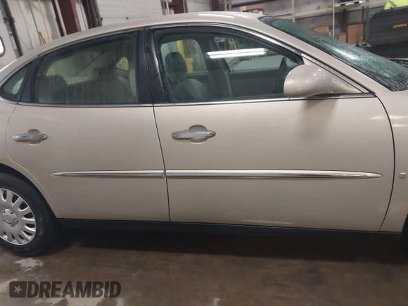 2008 Buick LaCrosse CX with VIN 2G4WC582181198667, listed as a IAAI auction lot 41848020 with 145,949 mi miles. Bid and sale history available at carsss.com. Image 13.