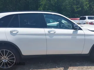 2019 Mercedes-Benz GLC 300 with VIN WDC0G4JBXK1000310, listed as a IAAI auction lot 42668396 with 22,459 mi miles and . Bid and sale history available at DreamBid. Image 13.