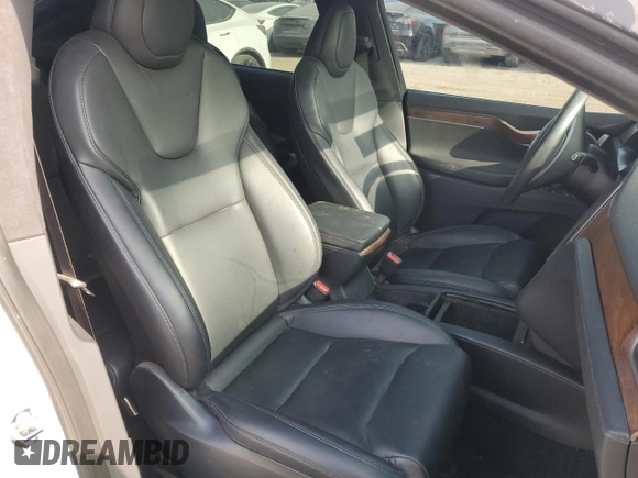 2021 Tesla Model X Long Range Plus with VIN 5YJXCBE22MF311576, listed as a Copart auction lot 53541595 with 83,137 mi miles and Salvage Title. Bid and sale history available at carsss.com. Image 10.