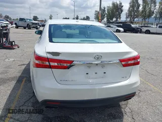 2014 Toyota Avalon Limited z VIN 4T1BK1EB1EU117097, wystawiony jako IAAI lot #41937996 z przebiegiem 169 336 mil mil oraz . Historia ofert i sprzedaży dostępna na DreamBid. Obrazek 16.