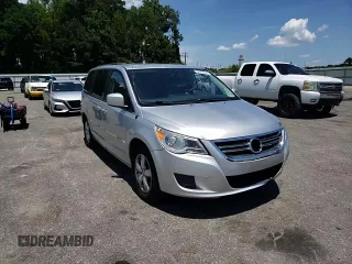 2011 Volkswagen Routan SE with VIN 2V4RW3DG2BR766535, listed as a Copart auction lot 62953345 with 172,620 mi miles and Salvage title. Bid and sale history available at DreamBid. Image 14.