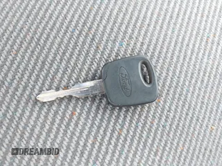 1996 Ford Mustang GT z VIN 1FALP42X6TF193224, wystawiony jako IAAI lot #42066891 z przebiegiem 42 705 mil mil oraz . Historia ofert i sprzedaży dostępna na DreamBid. Obrazek 11.