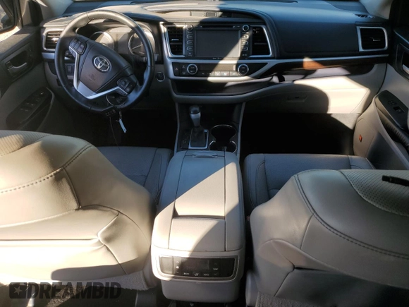 2015 Toyota Highlander Hybrid Limited with VIN 5TDDCRFH4FS007775, listed as a Copart auction lot 86442554 with 0 mi miles and Salvage Title. Bid and sale history available at carsss.com. Image 8.