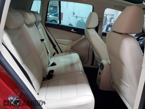 2010 Volkswagen Tiguan S with VIN WVGAV7AX8AW003815, listed as a Copart auction lot 56180605 with 149,047 mi miles and Clean title. Bid and sale history available at DreamBid. Image 11.