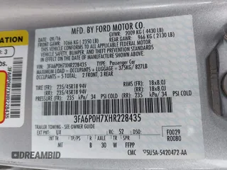 2017 Ford Fusion SE with VIN 3FA6P0H7XHR228435, listed as a IAAI auction lot 41607945 with 139,850 mi miles. Bid and sale history available at carsss.com. Image 9.