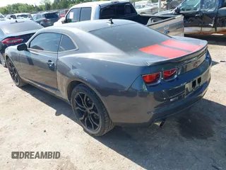 2010 Chevrolet Camaro 2LT z VIN 2G1FC1EV8A9183238, wystawiony jako IAAI lot #42547339 z przebiegiem 162 108 mil mil oraz . Historia ofert i sprzedaży dostępna na DreamBid. Obrazek 3.