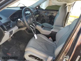 2020 Acura RDX w/Technology Pkg with VIN 5J8TC1H53LL005496, listed as a Copart auction lot 86693054 with 60,973 mi miles and Salvage Title. Bid and sale history available at carsss.com. Image 7.