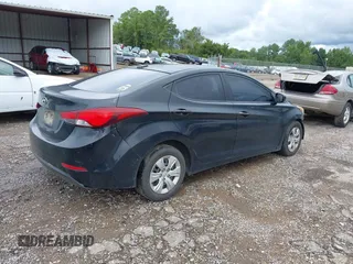 2016 Hyundai Elantra SE z VIN 5NPDH4AE6GH712831, wystawiony jako IAAI lot #40330106 z przebiegiem 186 539 mil mil oraz . Historia ofert i sprzedaży dostępna na DreamBid. Obrazek 4.