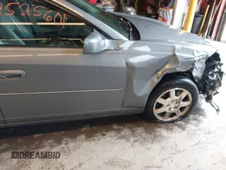 2005 Cadillac CTS z VIN 1G6DP567750131547, wystawiony jako IAAI lot #42525601 z przebiegiem 68 944 mil mil oraz . Historia ofert i sprzedaży dostępna na DreamBid. Obrazek 12.