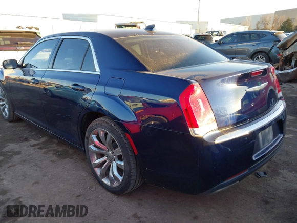 2017 Chrysler 300 Limited with VIN 2C3CCAAG0HH603628, listed as a IAAI auction lot 41333198 with 85,912 mi miles. Bid and sale history available at carsss.com. Image 3.