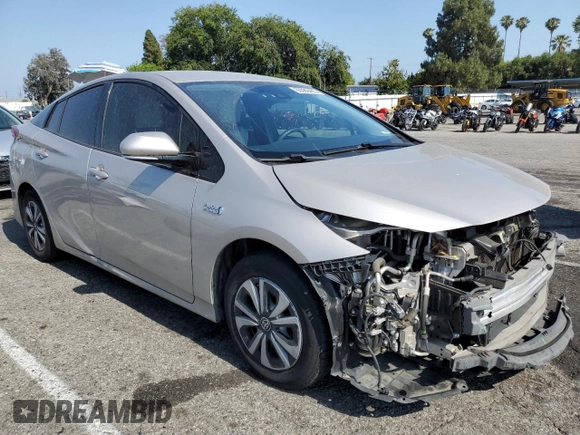 2017 Toyota Prius Plus z VIN JTDKARFP3H3059827, wystawiony jako Copart lot #60089485 z przebiegiem 266 330 mil mil oraz Szkoda całkowita • Salvage title. Historia ofert i sprzedaży dostępna na DreamBid. Obrazek 4.