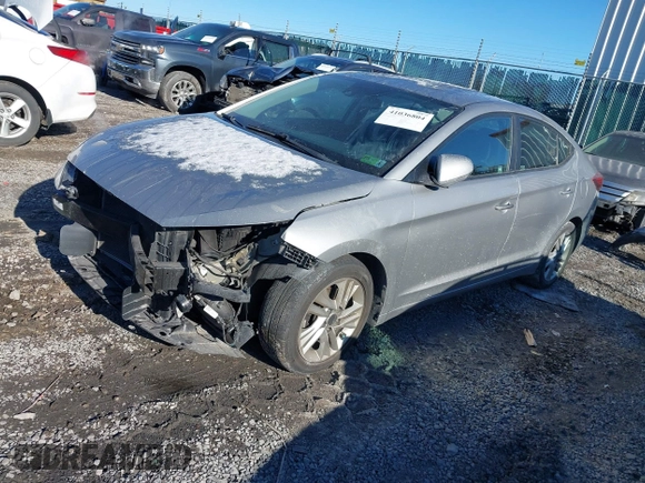 2020 Hyundai Elantra SEL z VIN 5NPD84LF6LH547993, wystawiony jako IAAI lot #41036804 z przebiegiem 72 360 mil mil oraz . Historia ofert i sprzedaży dostępna na DreamBid. Obrazek 18.
