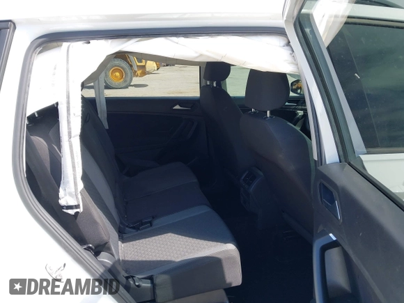 2019 Volkswagen Tiguan S with VIN 3VV0B7AX0KM027036, listed as a IAAI auction lot 42202681 with 75,192 mi miles and . Bid and sale history available at DreamBid. Image 8.