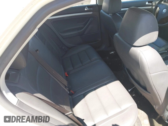 2007 Volkswagen Jetta 2.5 with VIN 3VWSF71K97M031591, listed as a IAAI auction lot 42375346 with 207,594 mi miles and . Bid and sale history available at DreamBid. Image 8.