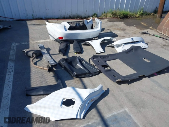 2017 Lexus IS 200t с VIN JTHBA1D28H5053744, выставлен на аукционе IAAI как лот 42397328 с пробегом 117 241 миль миль и . История ставок и продаж доступна на DreamBid. Изображение 12.
