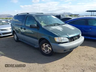 1998 Toyota Sienna LE with VIN 4T3ZF13CXWU049115, listed as a IAAI auction lot 42193159 with 194,313 mi miles and . Bid and sale history available at DreamBid. Image 1.