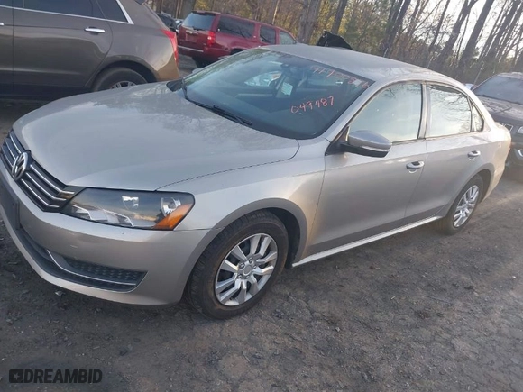 2014 Volkswagen Passat Wolfsburg Ed with VIN 1VWAS7A37EC049487, listed as a IAAI auction lot 41900896 with 159,033 mi miles. Bid and sale history available at carsss.com. Image 2.