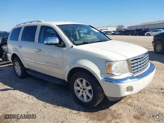 2007 Chrysler Aspen Limited with VIN 1A8HX58P87F549524, listed as a IAAI auction lot 41295231 with 188,528 mi miles. Bid and sale history available at carsss.com. Image 1.