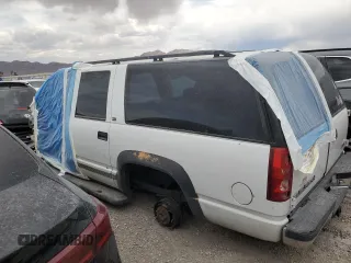 1999 GMC Suburban z VIN 3GKFK16R0XG524193, wystawiony jako Copart lot #49688315 z przebiegiem Nie podano mil oraz Nie do naprawy • Non repairable. Historia ofert i sprzedaży dostępna na DreamBid. Obrazek 2.