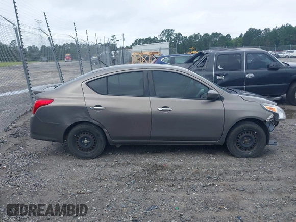 2016 Nissan Versa S Plus с VIN 3N1CN7AP3GL814792, выставлен на аукционе IAAI как лот 42352944 с пробегом 220 000 миль миль и . История ставок и продаж доступна на DreamBid. Изображение 13.