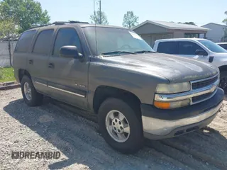 2001 Chevrolet Tahoe LS with VIN 1GNEK13T91J141616, listed as a IAAI auction lot 41951355 with 156,077 mi miles. Bid and sale history available at carsss.com. Image 1.
