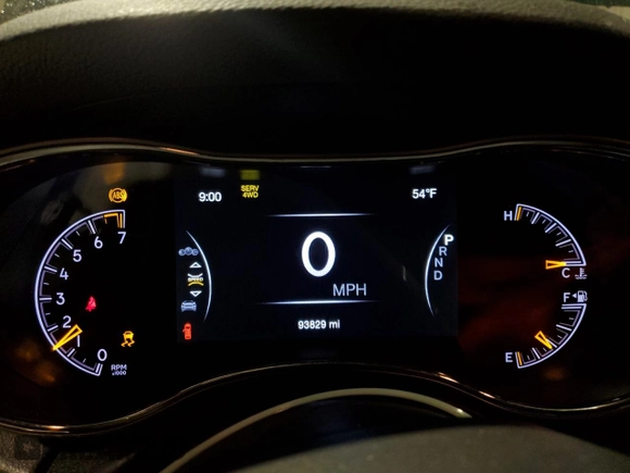 2019 Jeep Grand Cherokee Limited with VIN 1C4RJFBG5KC730862, listed as a Copart auction lot 58634375 with 93,829 mi miles and Salvage title. Bid and sale history available at DreamBid. Image 9.