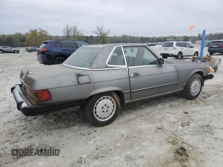 1988 Mercedes-Benz 560 Series 560SL with VIN WDBBA48D3JA078741, listed as a Copart auction lot 51472035 with 238,650 mi miles and Clean Title. Bid and sale history available at carsss.com. Image 3.