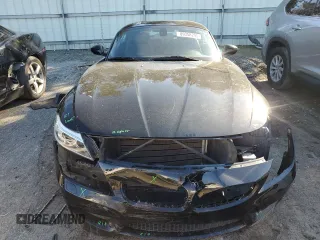 2014 BMW Z4 sDrive28i with VIN WBALL5C59EE717433, listed as a Copart auction lot 89358295 with 133,704 mi miles and Salvage Title. Bid and sale history available at carsss.com. Image 5.