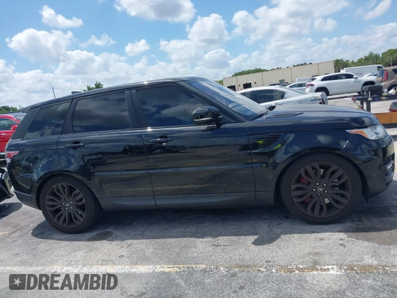 2017 Land Rover Range Rover Sport z VIN SALWR2FE8HA181202, wystawiony jako IAAI lot #42130644 z przebiegiem 70 670 mil mil oraz . Historia ofert i sprzedaży dostępna na DreamBid. Obrazek 13.