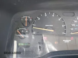 2001 Dodge Dakota Sport with VIN 1B7HL2AN81S281275, listed as a IAAI auction lot 41693105 with 276,182 mi miles. Bid and sale history available at carsss.com. Image 7.