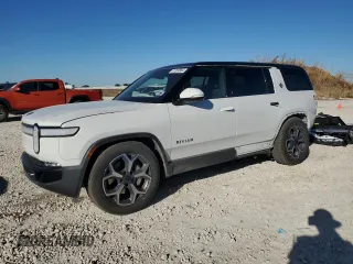 2023 Rivian R1S Adventure with VIN 7PDSGBBA4PN022157, listed as a Copart auction lot 81359984 with 13,522 mi miles and Salvage Title. Bid and sale history available at carsss.com. Image 1.