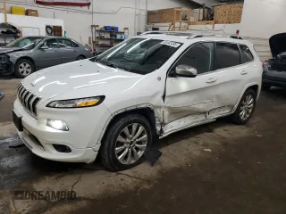 2018 Jeep Cherokee Overland with VIN 1C4PJMJX9JD613338, listed as a Copart auction lot 88442495 with 55,597 mi miles and Non Repairable. Bid and sale history available at carsss.com. Image 1.