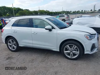 2022 Audi Q3 S line Premium Plus with VIN WA1EECF32N1065423, listed as a IAAI auction lot 42081354 with 27,071 mi miles and . Bid and sale history available at DreamBid. Image 13.