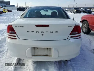 2004 Dodge Stratus SE z VIN 1B3EL36T24N172203, wystawiony jako Copart lot #41570235 z przebiegiem 92 952 mil mil oraz Szkoda całkowita • Salvage title. Historia ofert i sprzedaży dostępna na DreamBid. Obrazek 6.