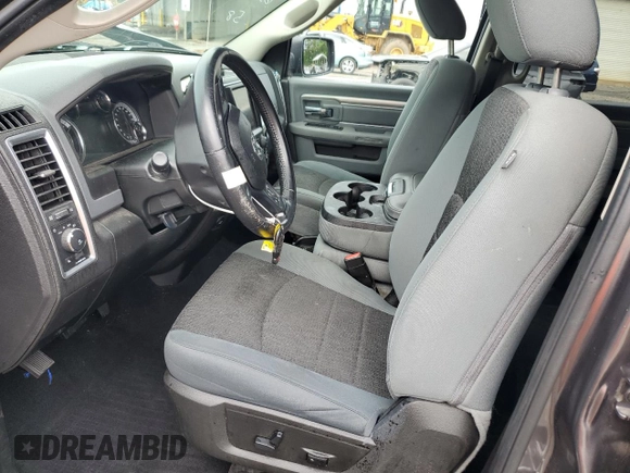 2019 Ram 1500 Big Horn z VIN 1C6RR7TTXKS695906, wystawiony jako Copart lot #56542795 z przebiegiem 161 644 mil mil oraz Szkoda całkowita • Salvage title. Historia ofert i sprzedaży dostępna na DreamBid. Obrazek 7.