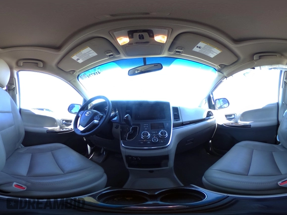 2017 Toyota Sienna XLE Auto Access Seat with VIN 5TDYZ3DC2HS806686, listed as a IAAI auction lot 41877474 with 72,011 mi miles. Bid and sale history available at carsss.com. Image 19.